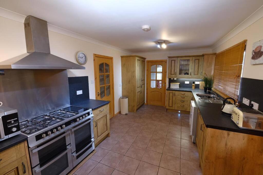 Rowan Cottage Highland Retreat Near Fort William สปีนบริดจ์ ภายนอก รูปภาพ